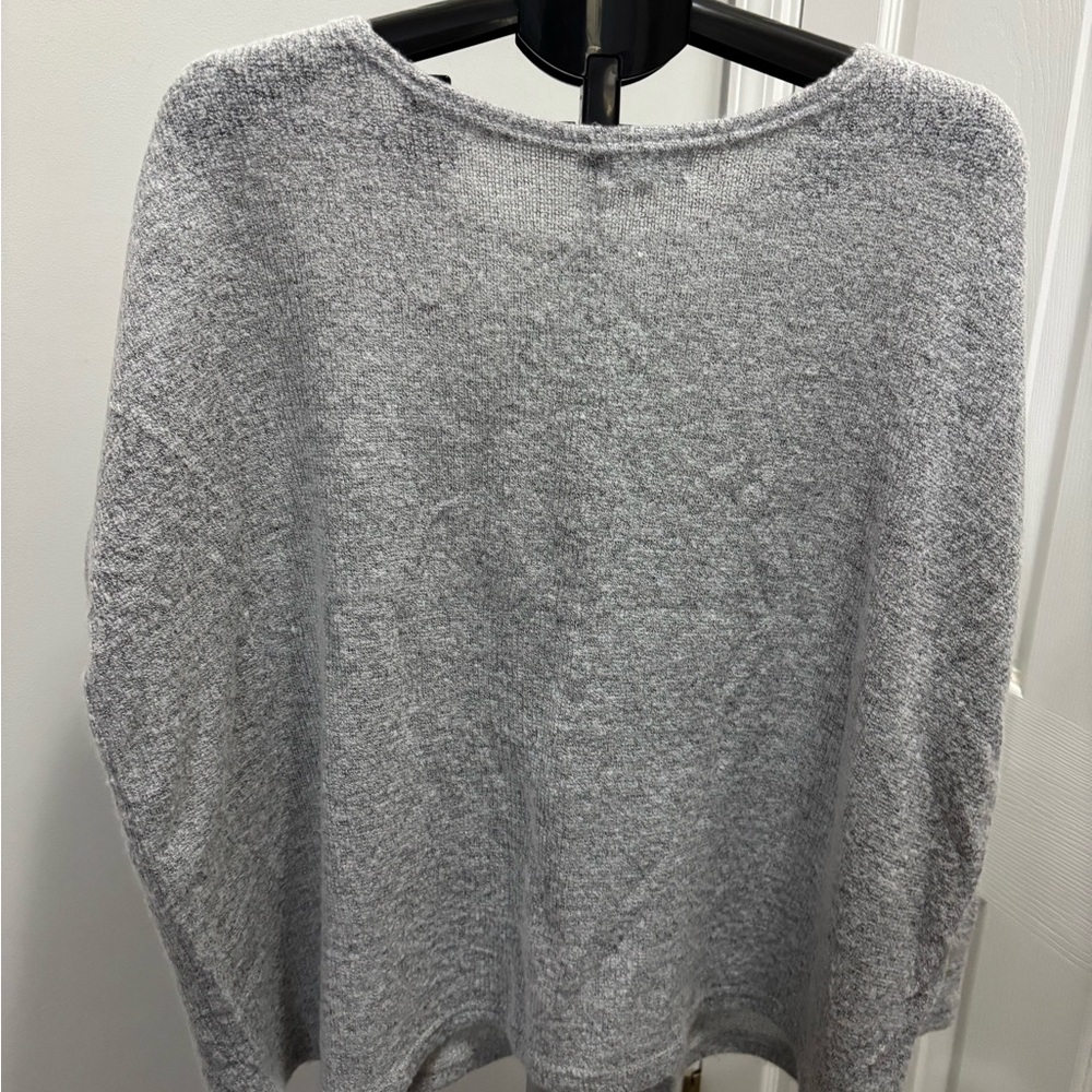 Piko 1988 Gray Knit Top - Picture 2 of 3